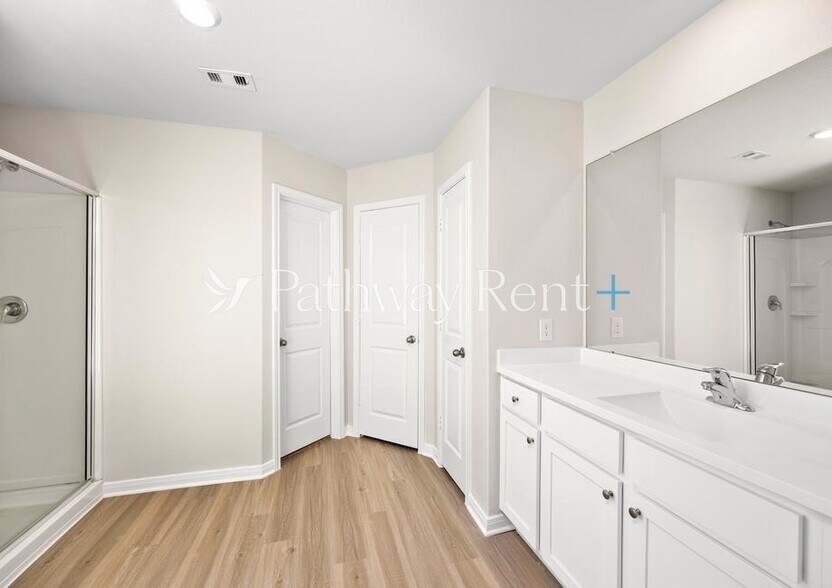 Building Photo - 1037 Costa Vista Trl