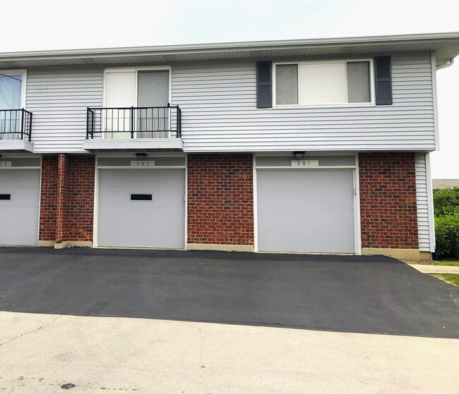 Building Photo - 307 Whidah Ct