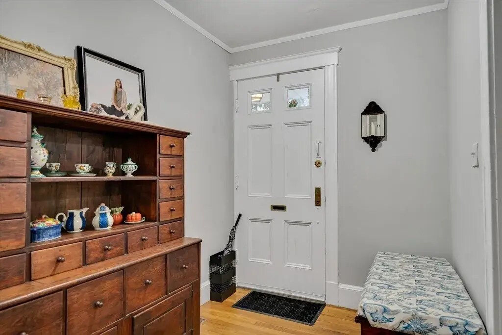 Building Photo - 102 Greaton Rd