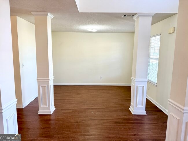 Building Photo - 1980 Sawgrass Dr