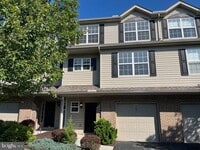 Building Photo - 107 Hawk Ct