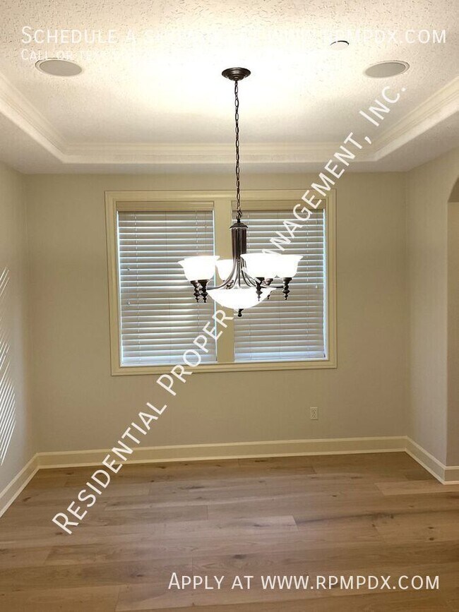 Building Photo - 18278 SW Santoro Dr