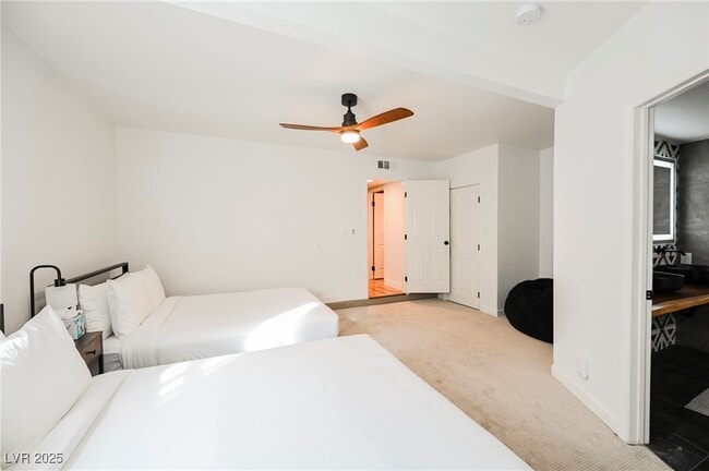 Building Photo - 1640 Crystal Shadows Cir