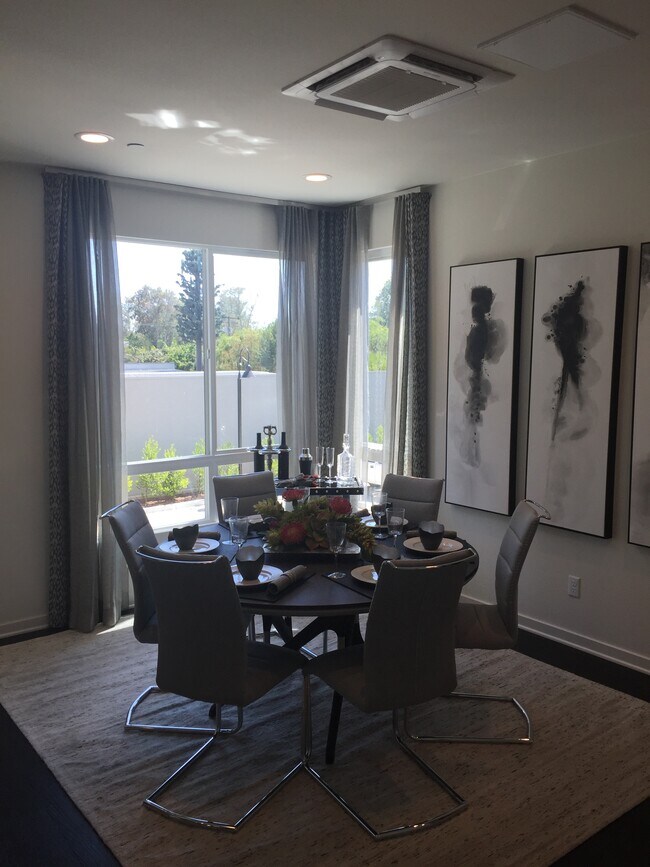 Building Photo - 826 Brickyard Ln