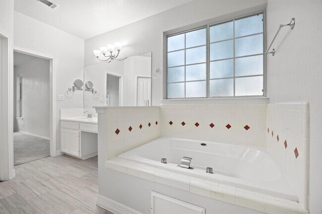 Building Photo - 13305 Chasewood Cove