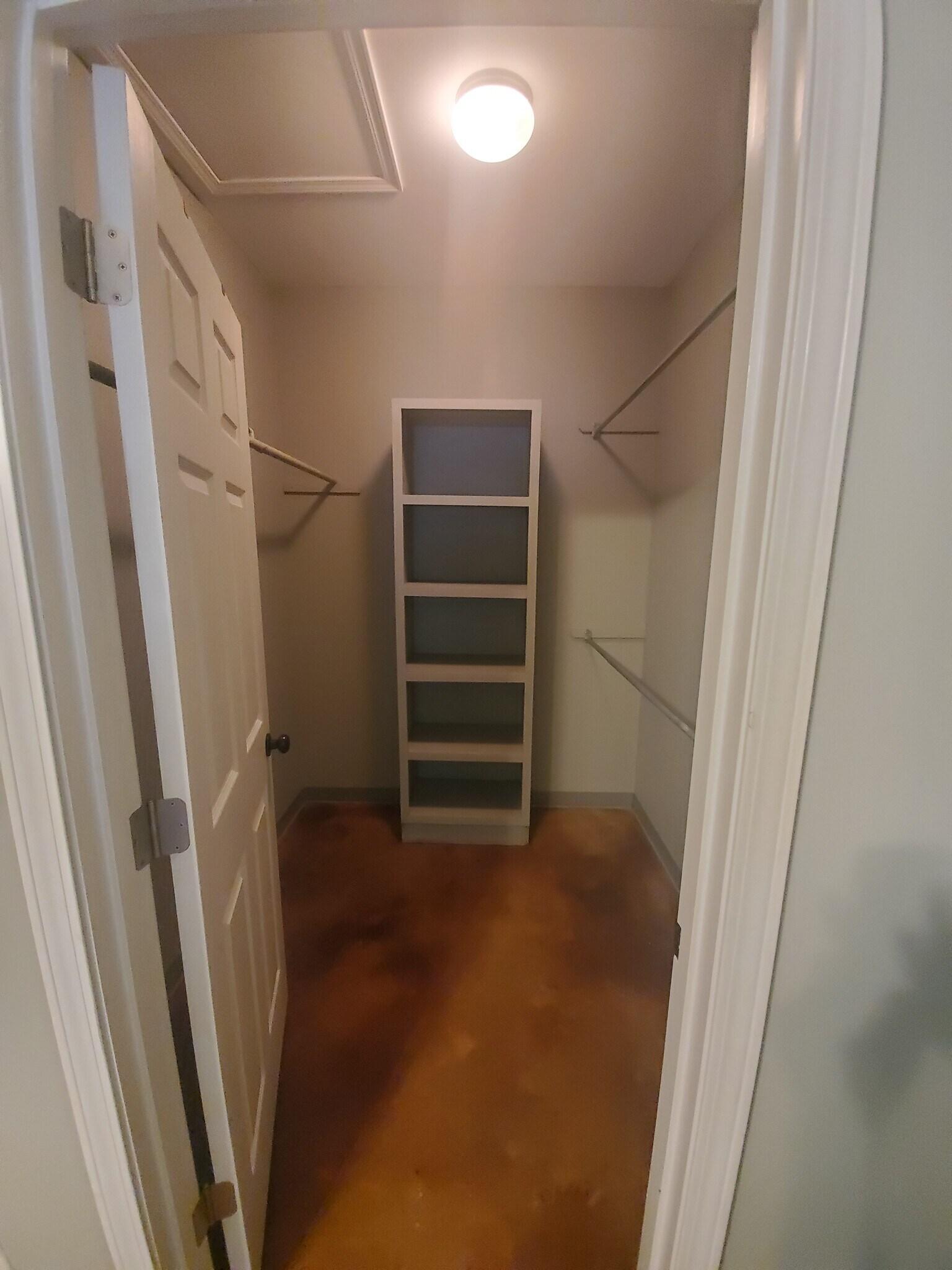 Walk in closet - 1615 Aldersgate Rd