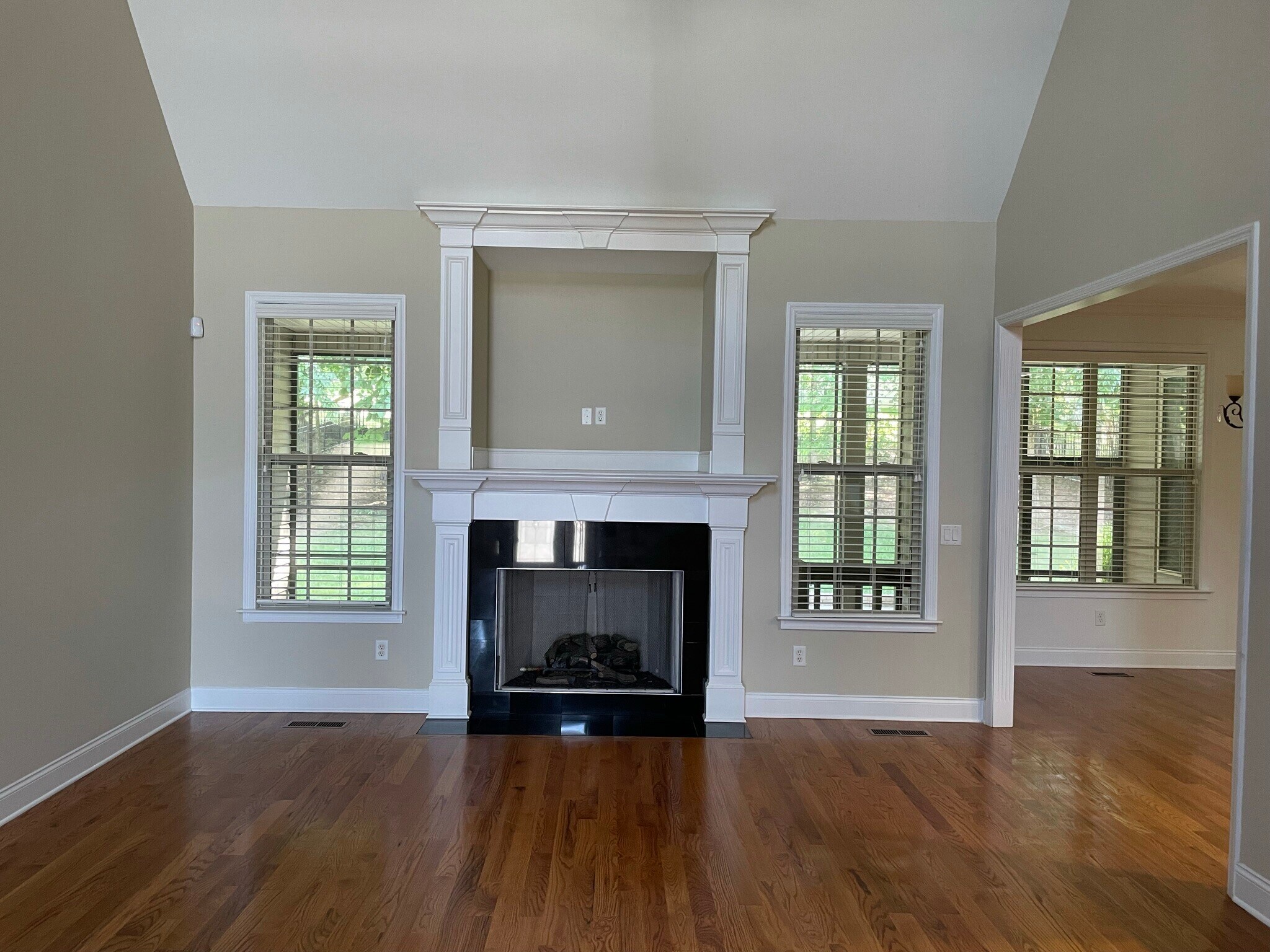 Building Photo - 7866 Steppingstone Ln