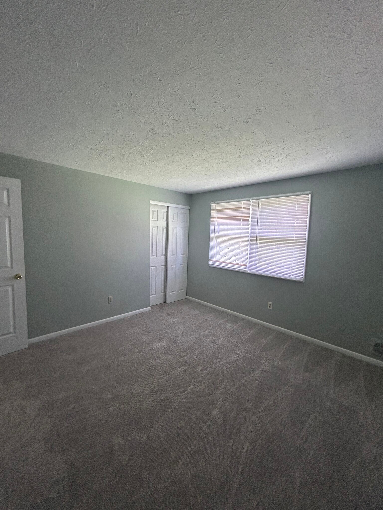 Building Photo - 124 Larkins Xing