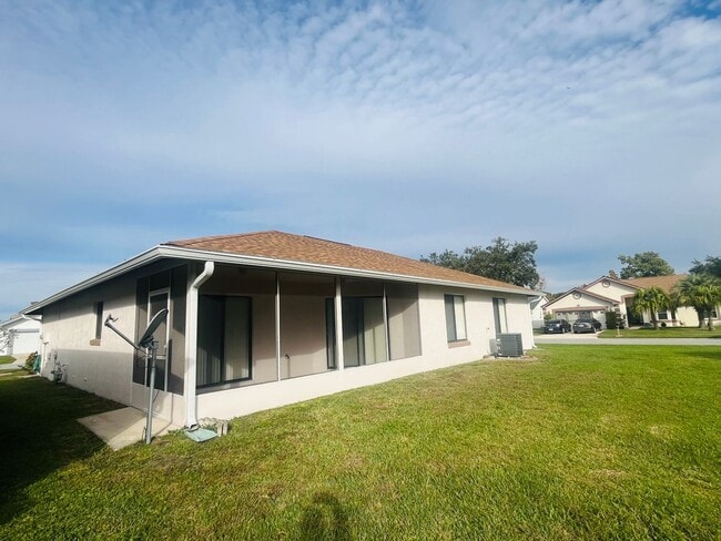 Building Photo - Orlando - 2 Bedroom, 2 Bathroom Single Family Room
