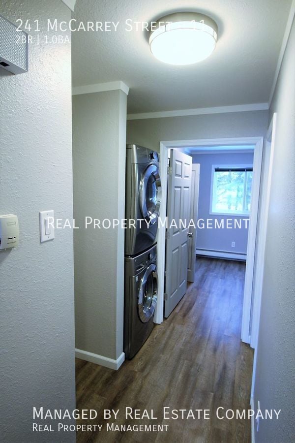 Building Photo - 241 McCarrey St