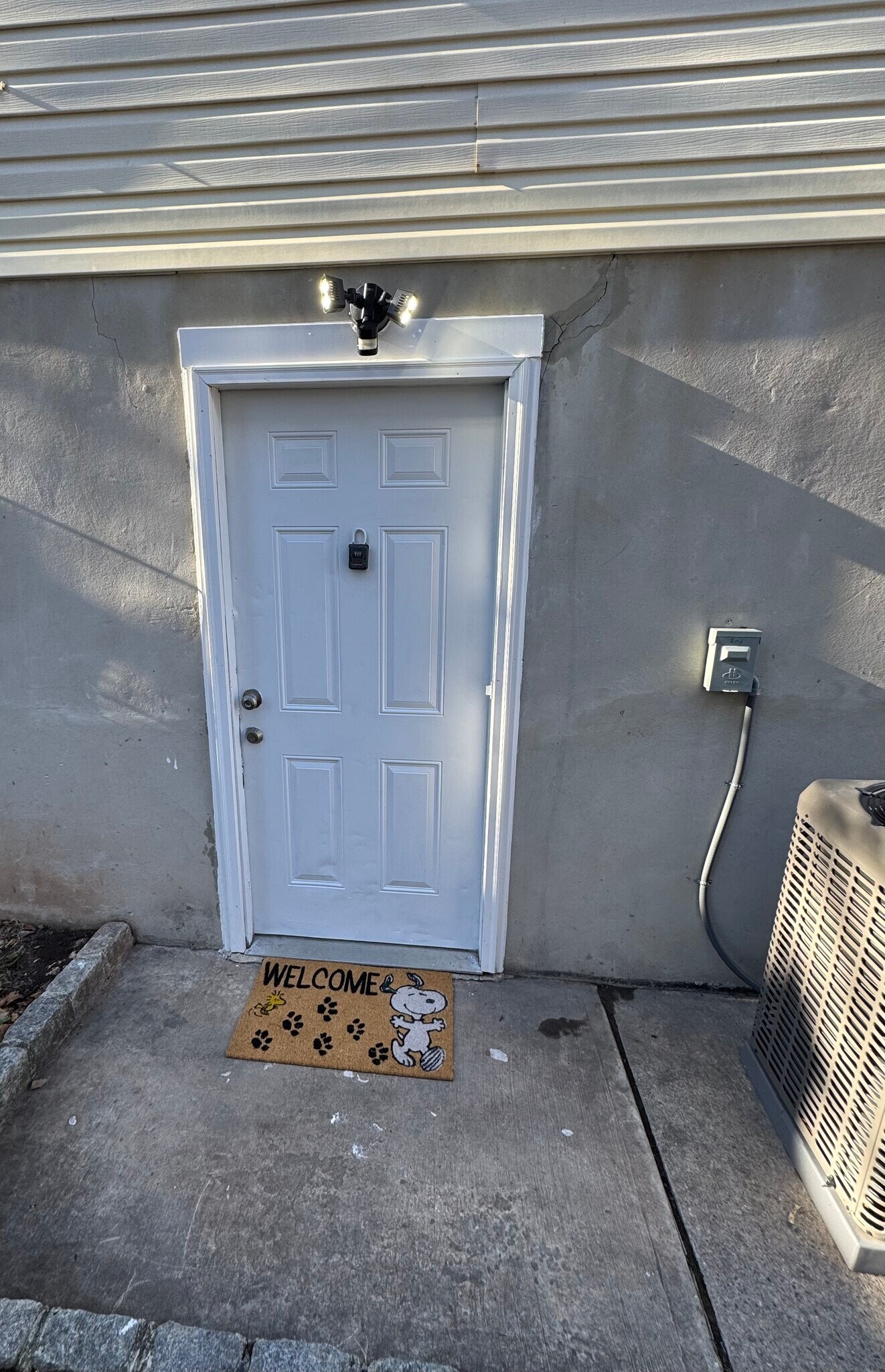 Building Photo - 17 9th Ave