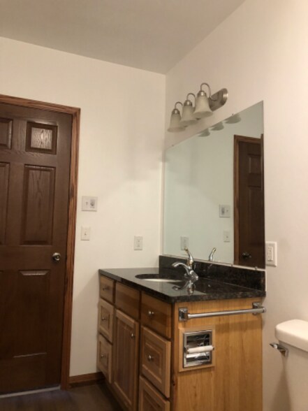 Building Photo - 221 E 1st St