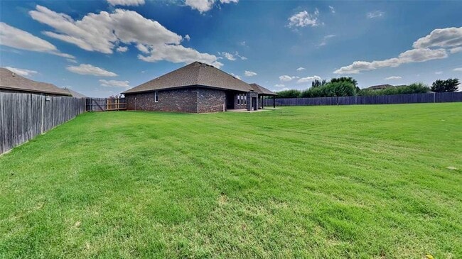 Building Photo - 2433 NW 173rd St