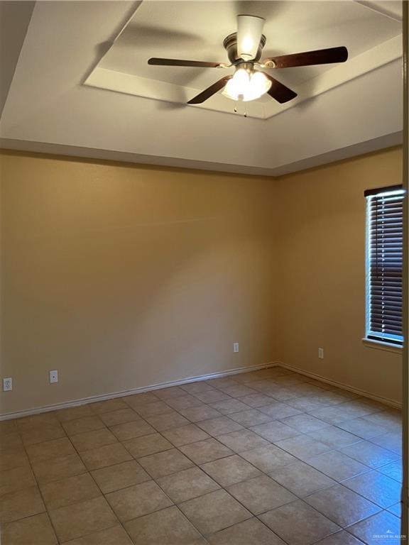 Building Photo - 703 La Mancha Dr