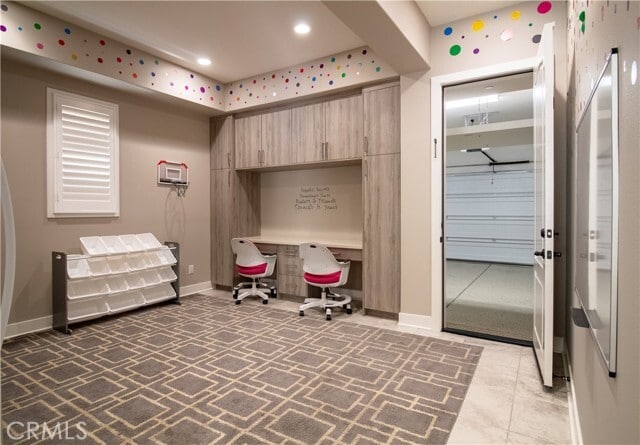 Building Photo - 51 Egret