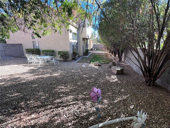 Building Photo - 7633 Genesis Ct