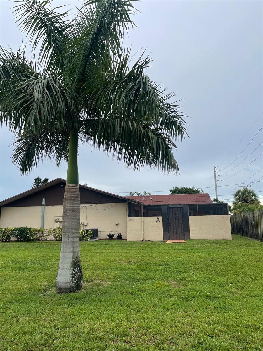 Building Photo - 4758 Sunny Palm Cir