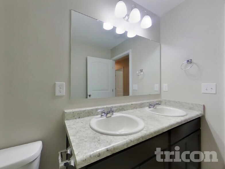 Building Photo - 99 Yonah Way