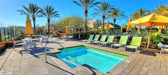 Building Photo - 2 Adelfa St