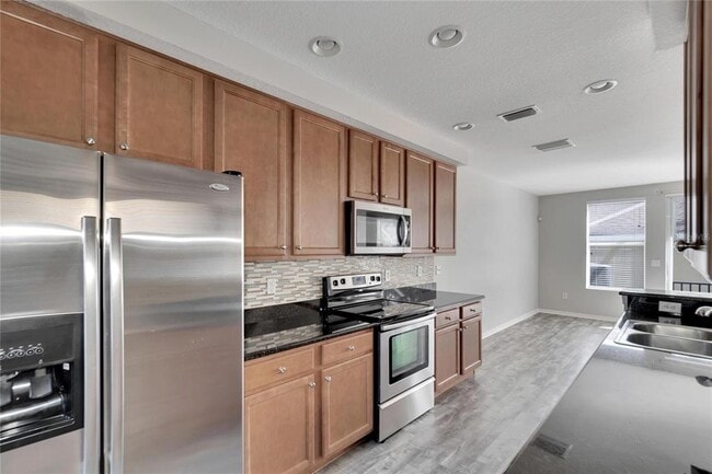 Building Photo - 7322 S Trask St