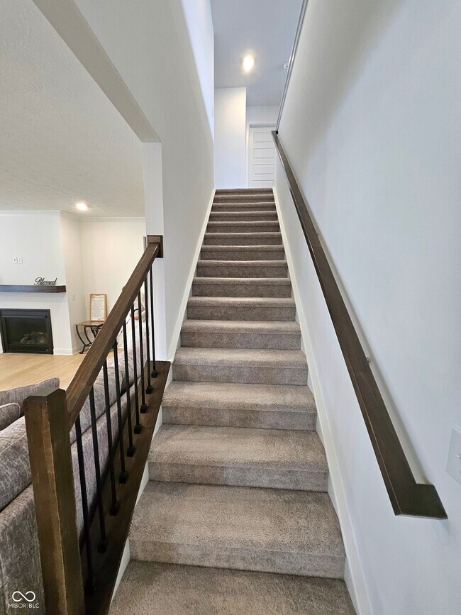 Building Photo - 15445 Hurst Rd