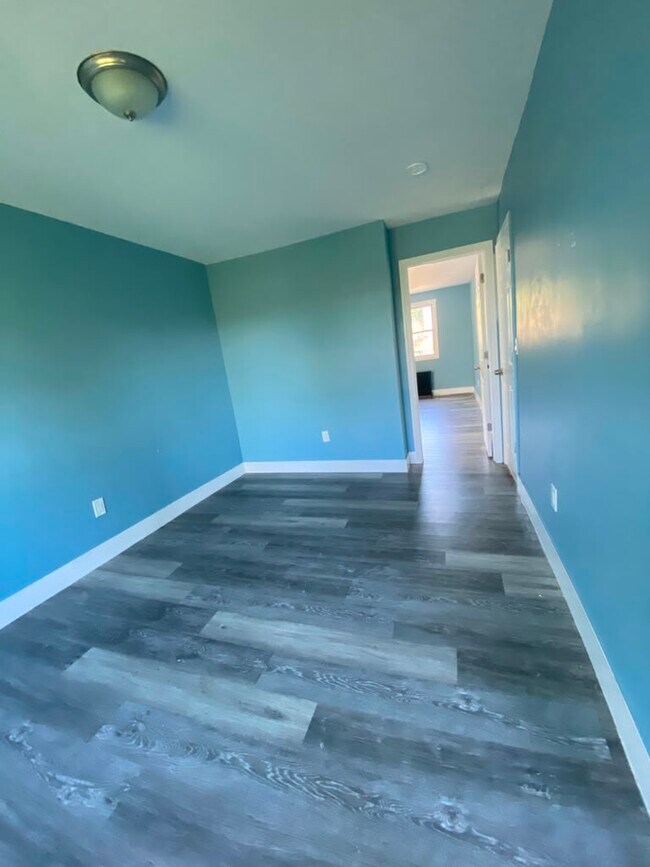 Building Photo - 222 Sommerville Pl