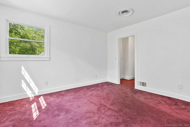 Building Photo - 231 N Georges Hill Rd