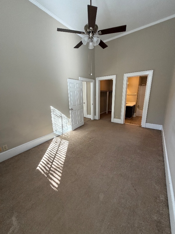 Building Photo - 215 Orange St