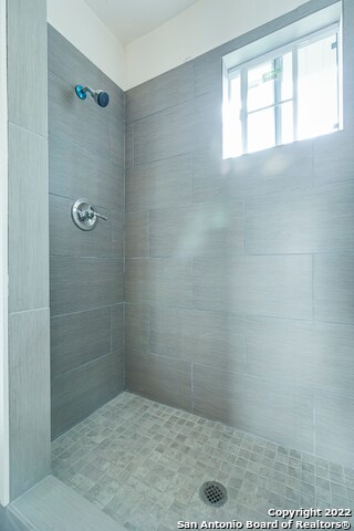 Building Photo - 158 Oelkers-