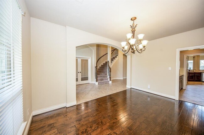 Building Photo - 27811 Bradford Ridge Dr
