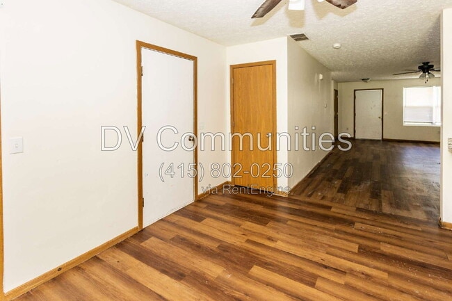 Building Photo - 150 Irondale St