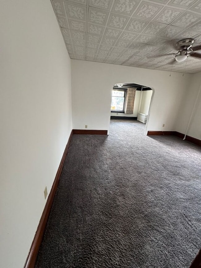 Building Photo - 3 Bedroom in Plains