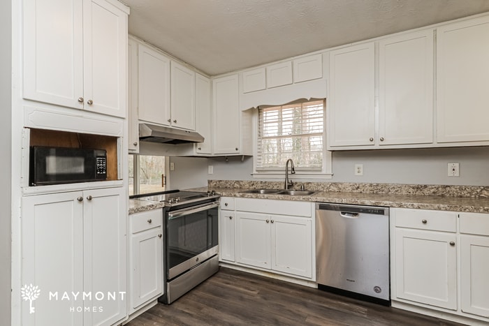 Building Photo - 1716 Hallmark Dr