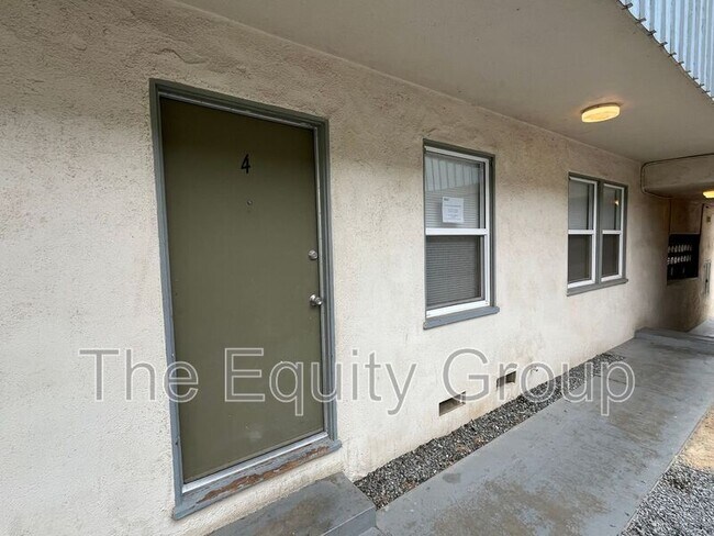 Building Photo - 267 W Belleview Ave