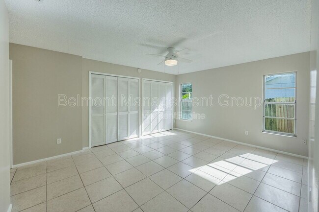 Building Photo - 605 Antilla Ave