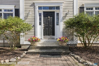 Building Photo - 83 Westport Rd