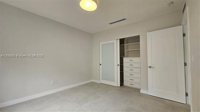 Building Photo - 424 NE 63rd St