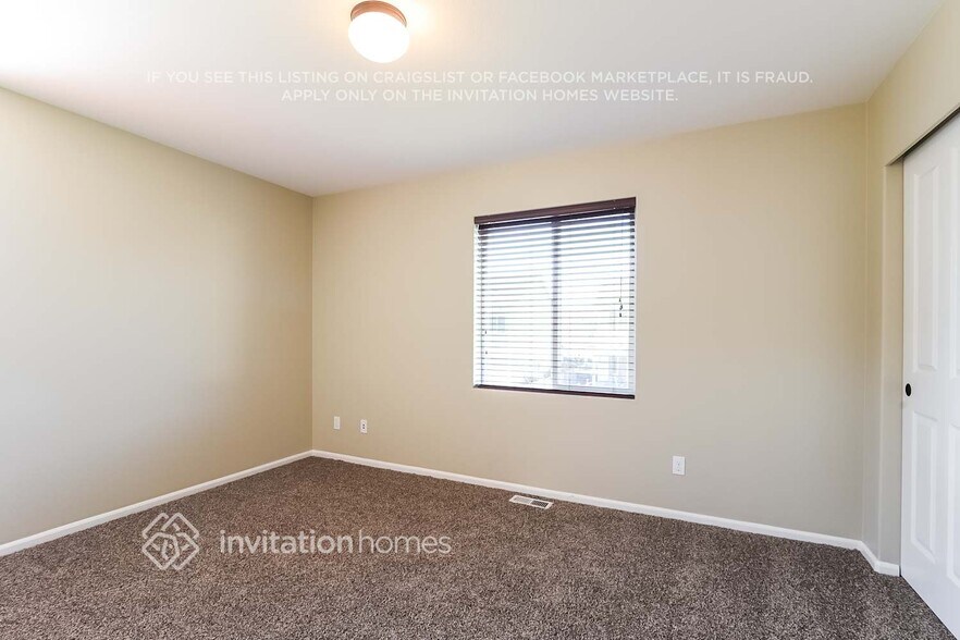 Building Photo - 1319 Daffodil Ave NE