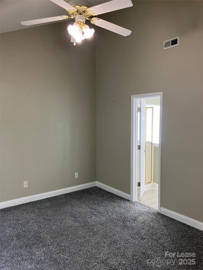 Building Photo - 12503 Twelvetrees Ln