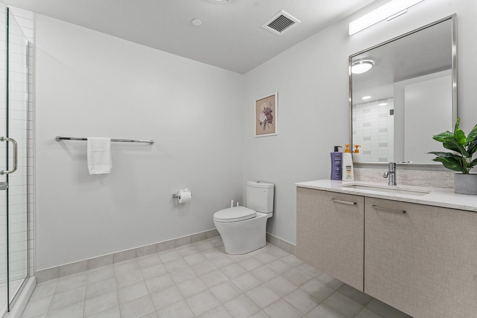 Building Photo - 284 Western Ave