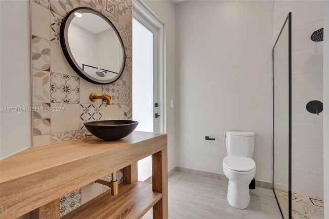 Building Photo - 3757 NE 208th Terrace