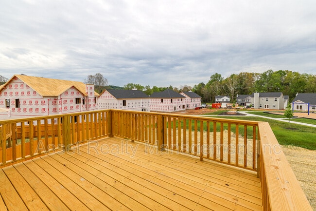 Building Photo - 5804 Rain Cloud Rd