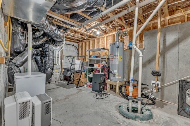 Building Photo - 4701 Kia Dr