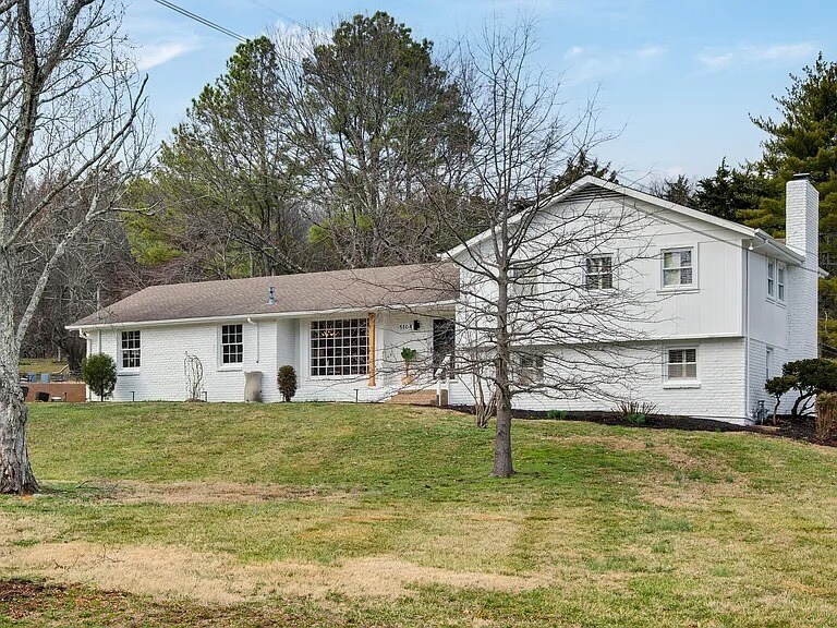Building Photo - 5104 Victoria Cv
