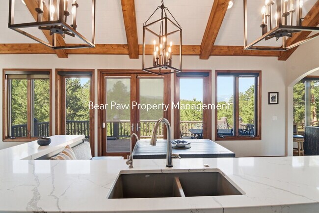 Building Photo - "Spacious 6-Bedroom Retreat with 7 Luxurious Bathrooms off Upper Bear Creek!"