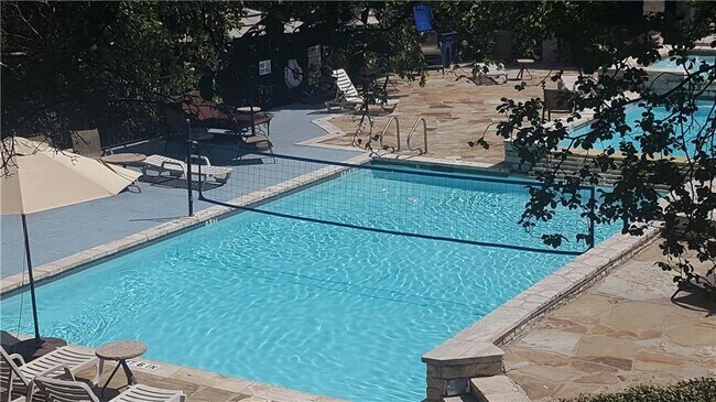 Building Photo - 6000 Shepherd Mountain Cove