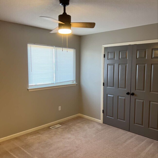 Building Photo - 1225 Dustins Way
