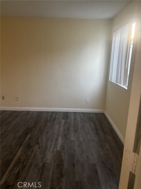 Building Photo - 1265 Kendall Dr