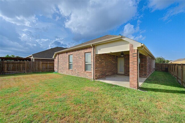 Building Photo - 6710 Trinity Trail Ln