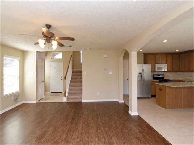 Building Photo - 2330 Morgan Ridge Ln